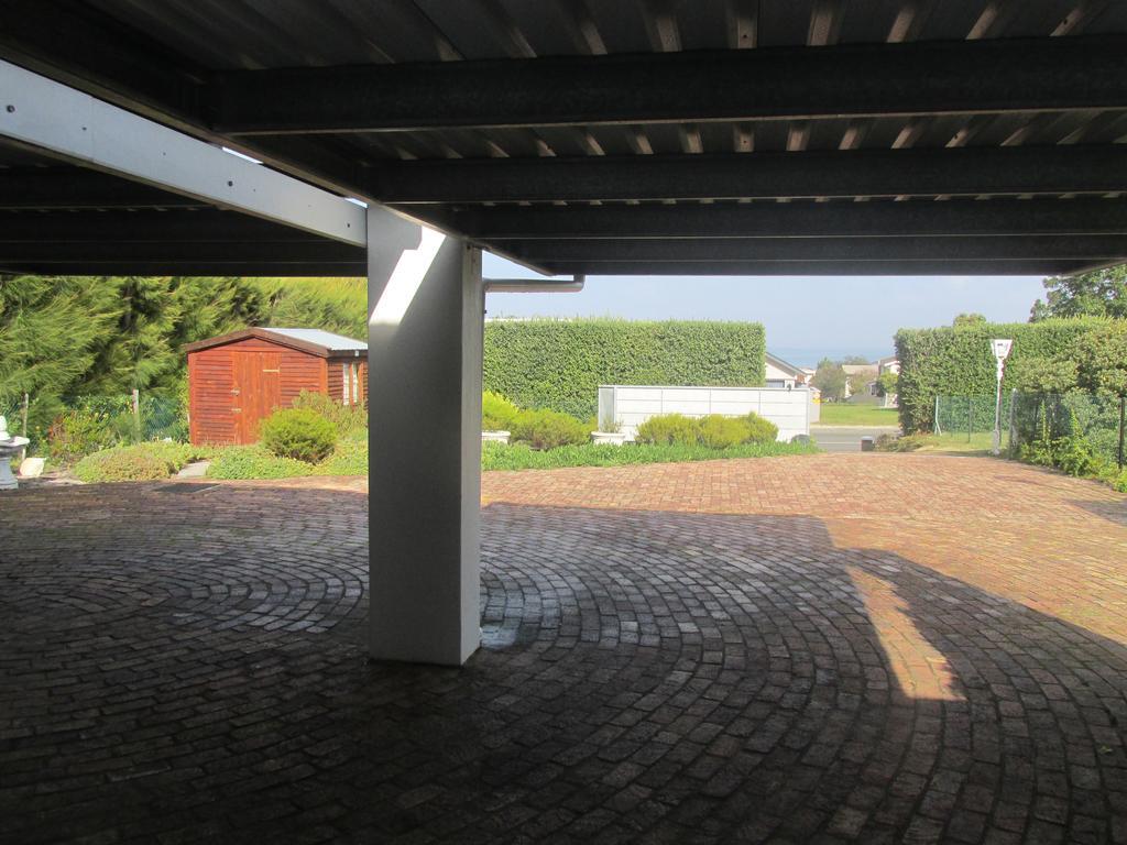 Casa Del Mar Hotel Hermanus Exterior photo